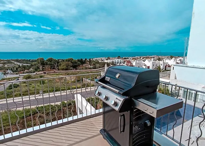 A2403 Brand New South Facing With Infinity Pool Villa