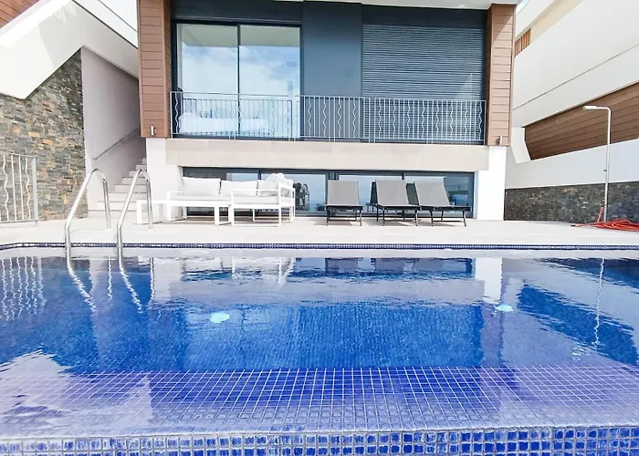 A2403 Brand New South Facing With Infinity Pool * Nerja